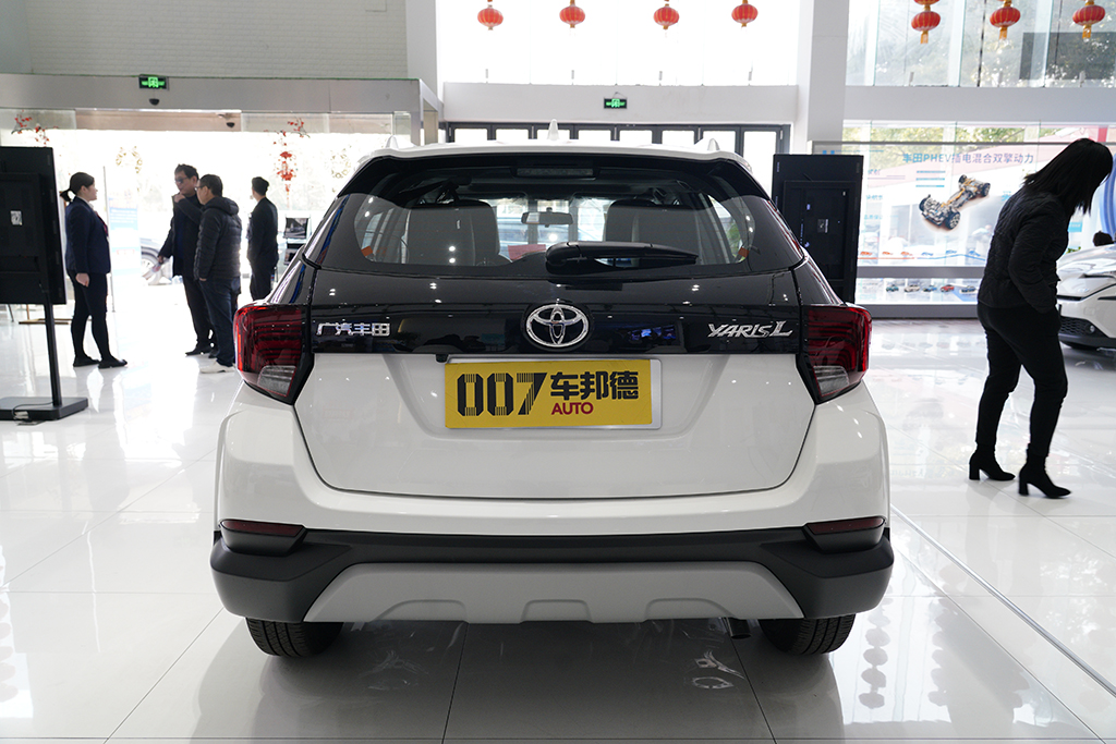 到店实拍2022款丰田yaris l致炫x,务实是主旋律,哪款车型值得选