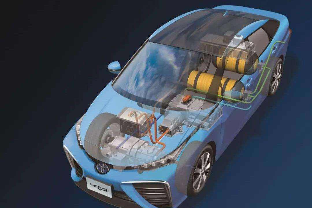 相比电动汽车,氢燃料电池汽车虽然结构更为复杂,且储氢罐的制造与安全