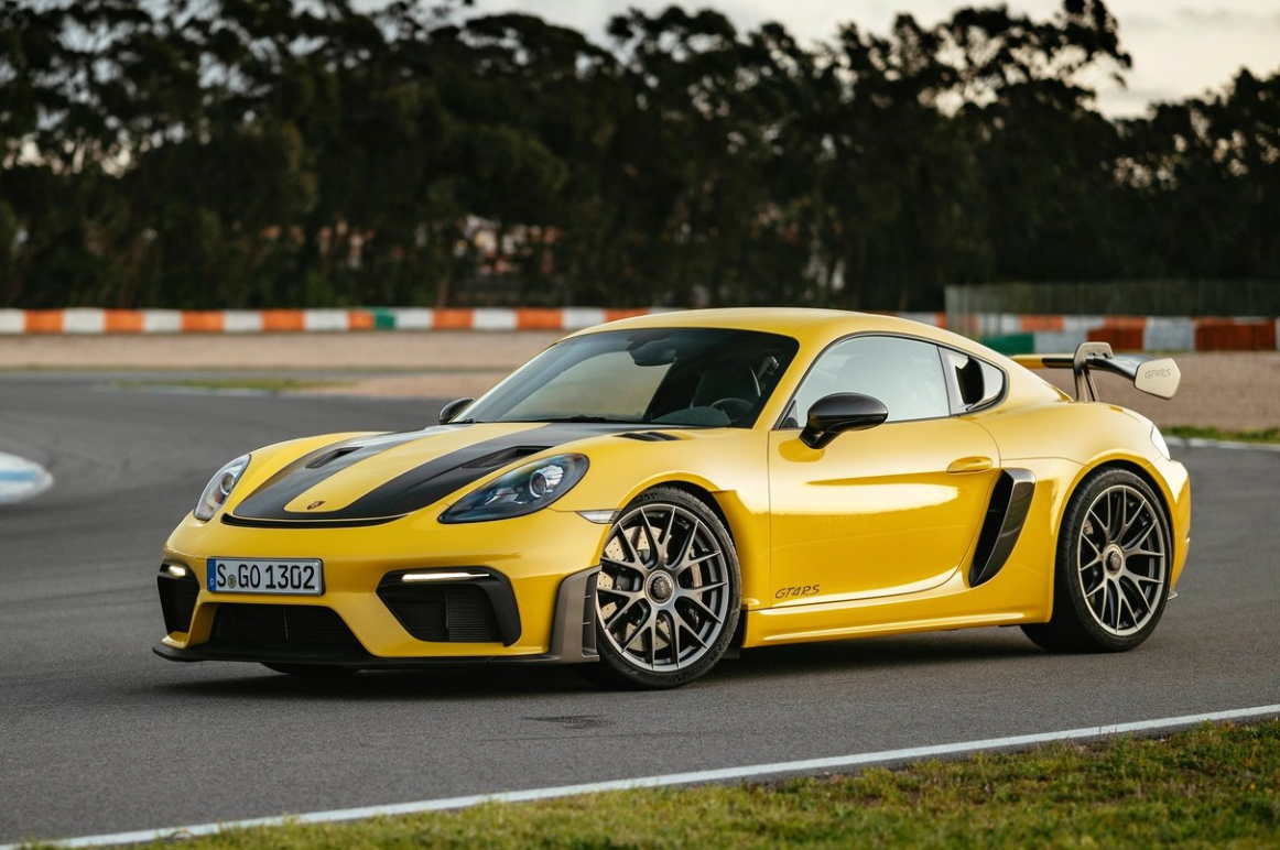 赛道最强718!保时捷718cayman gt4 rs来袭!