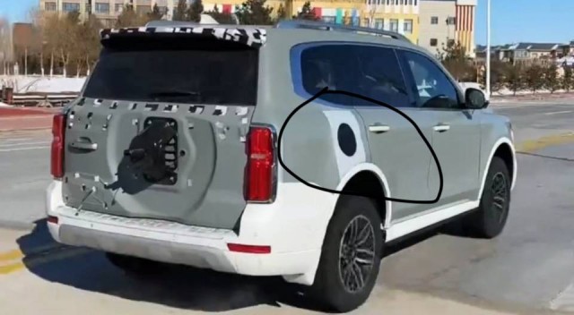 疑似坦克500 PHEV车型曝光 售价或35万起