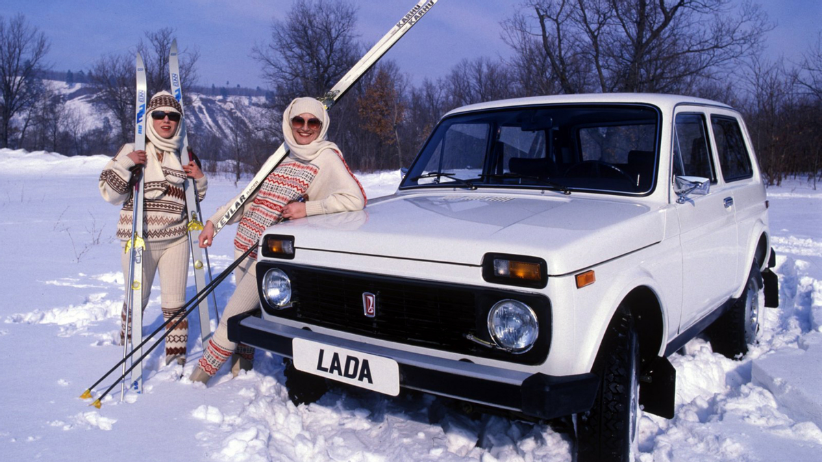现在还能开到40年前的"新车?俄系车代表拉达niva有多硬核