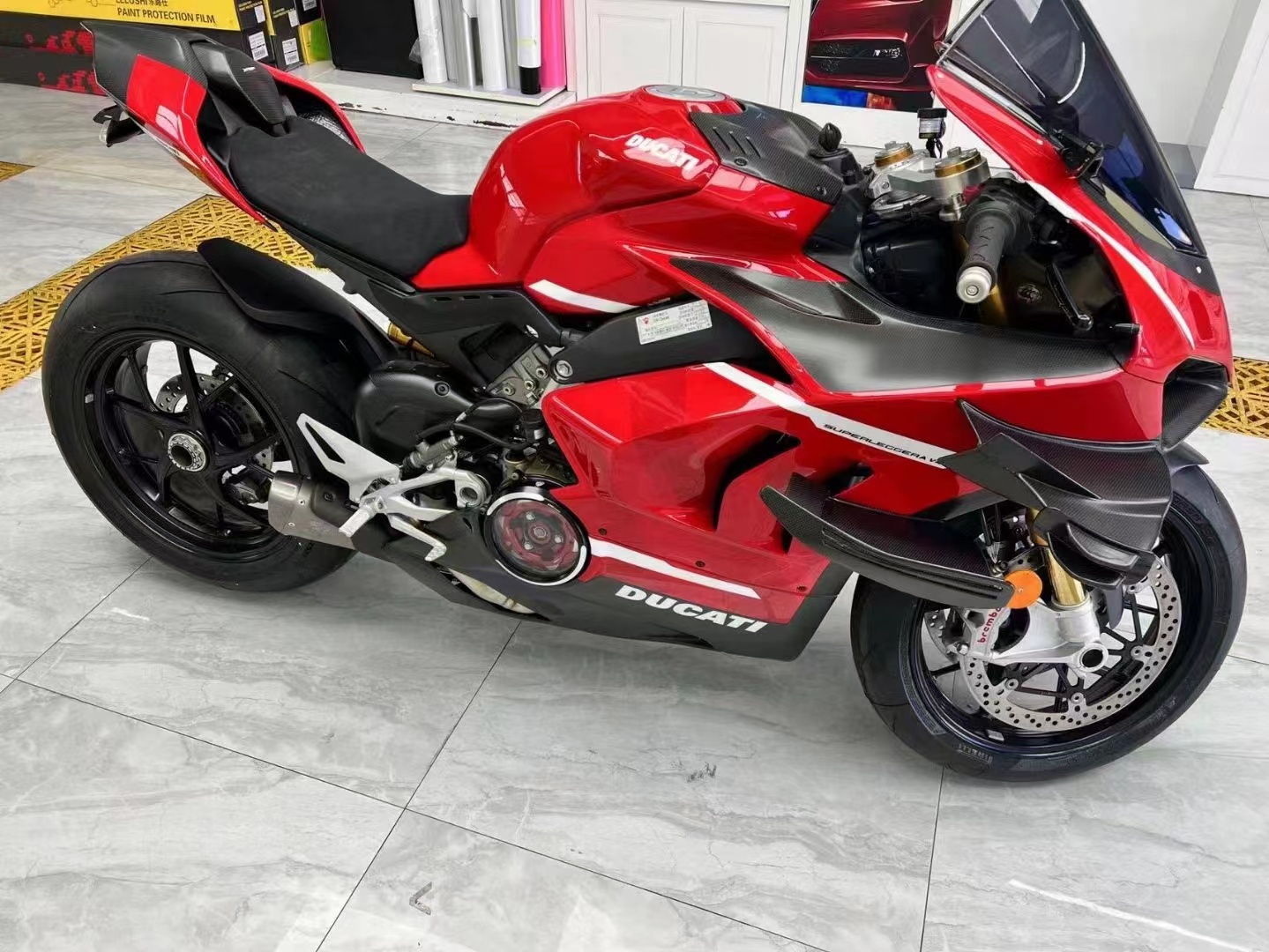 售价远超一辆高端豪车，杜卡迪Superleggera V4你喜欢吗？