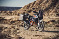 性格分明，新款KTM 1290 Super Adventure S/R