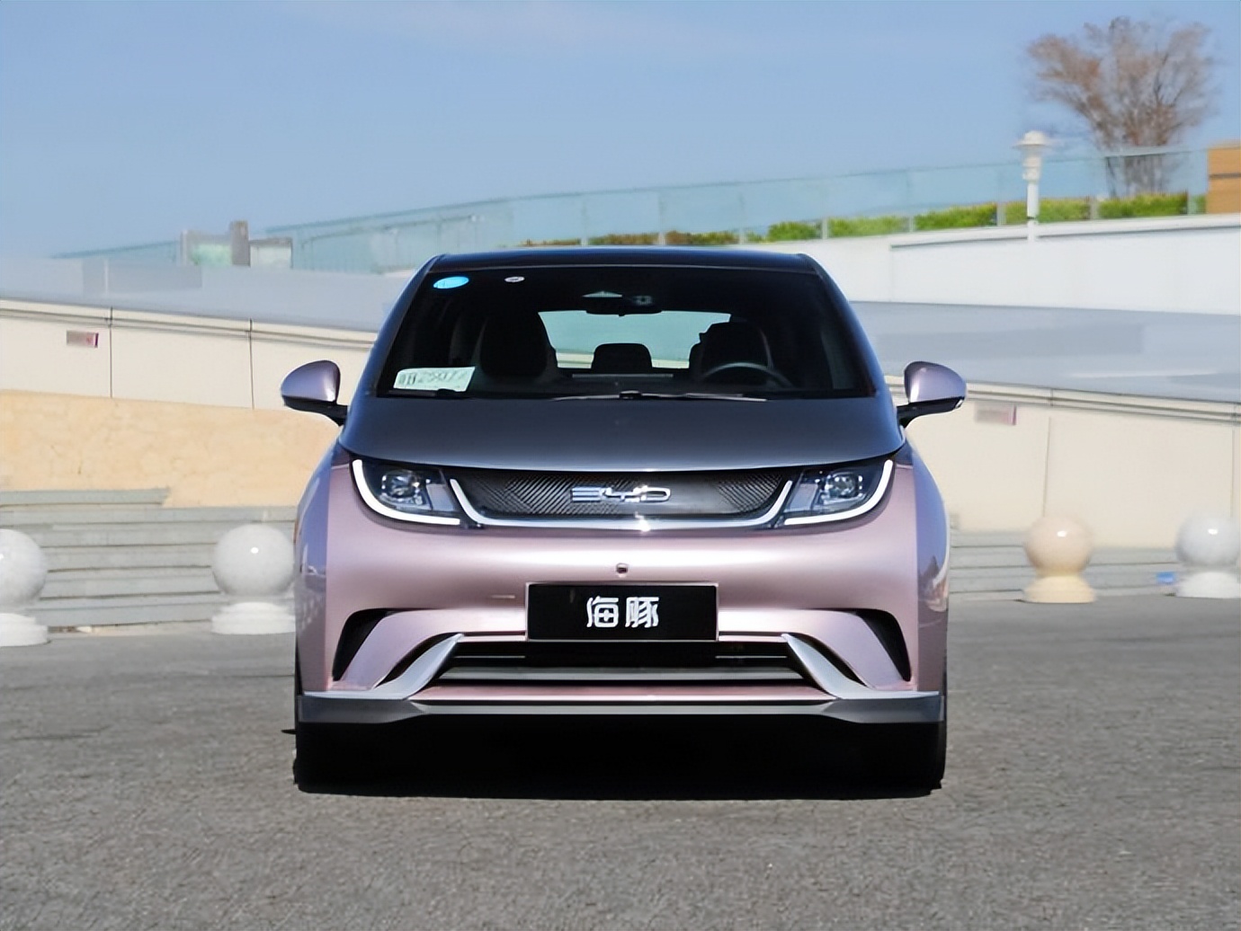 10万品质电动车,比亚迪海豚究竟值不值得买?