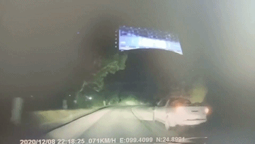 道路中心是虚线,为什么不能借道超车?