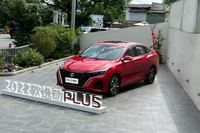 十萬級家轎PK，秦PLUS DM-i對比逸動PLUS