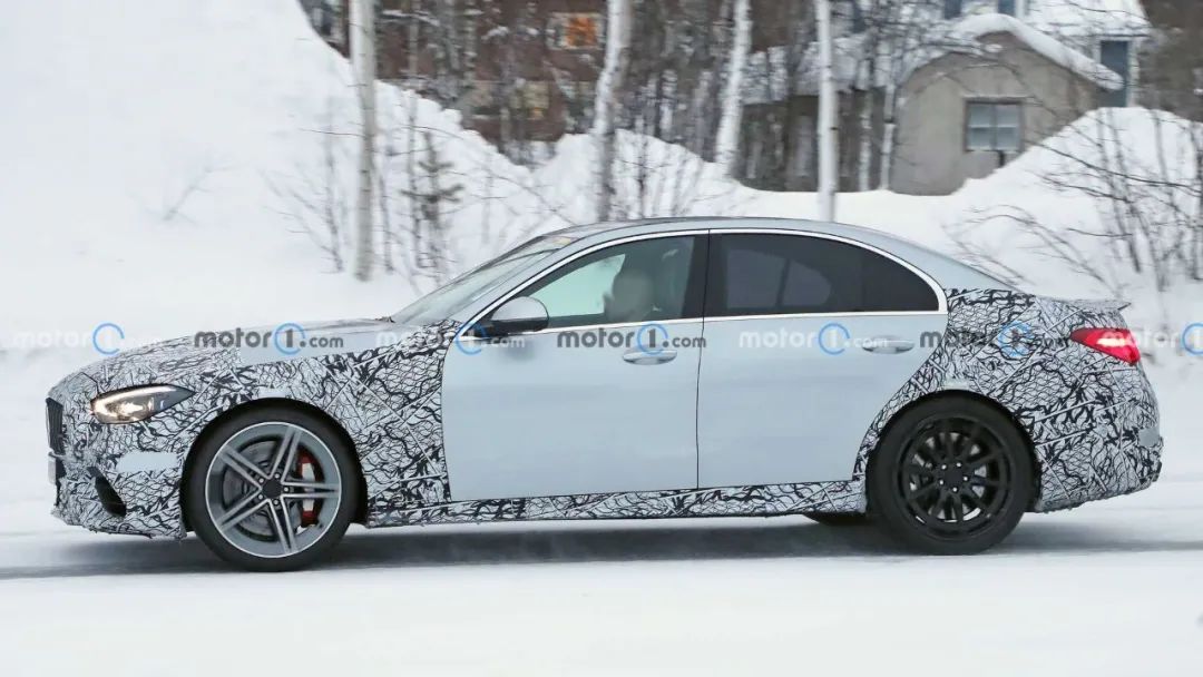 4缸AMG？新一代奔驰C63将采用2.0T发动机