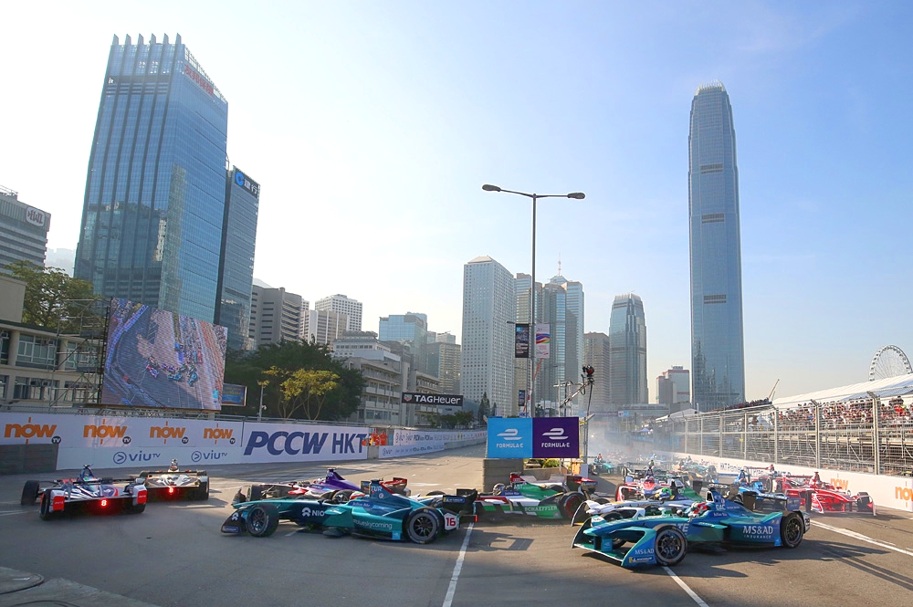 无声的速度激战 Formula E香港中环开赛 它真的好玩吗？