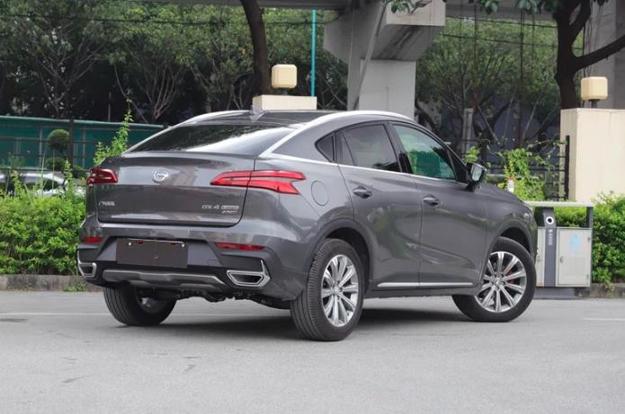 广汽传祺GS4 coupe正式上市，13.68万元起售，搭载1.5T+7DCT