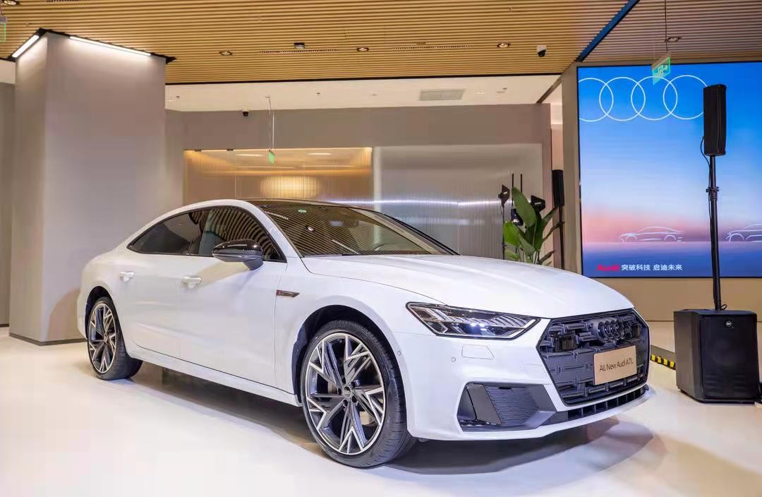想买奥迪汽车?a7l的2.0t车型怎么选?今天就告诉你