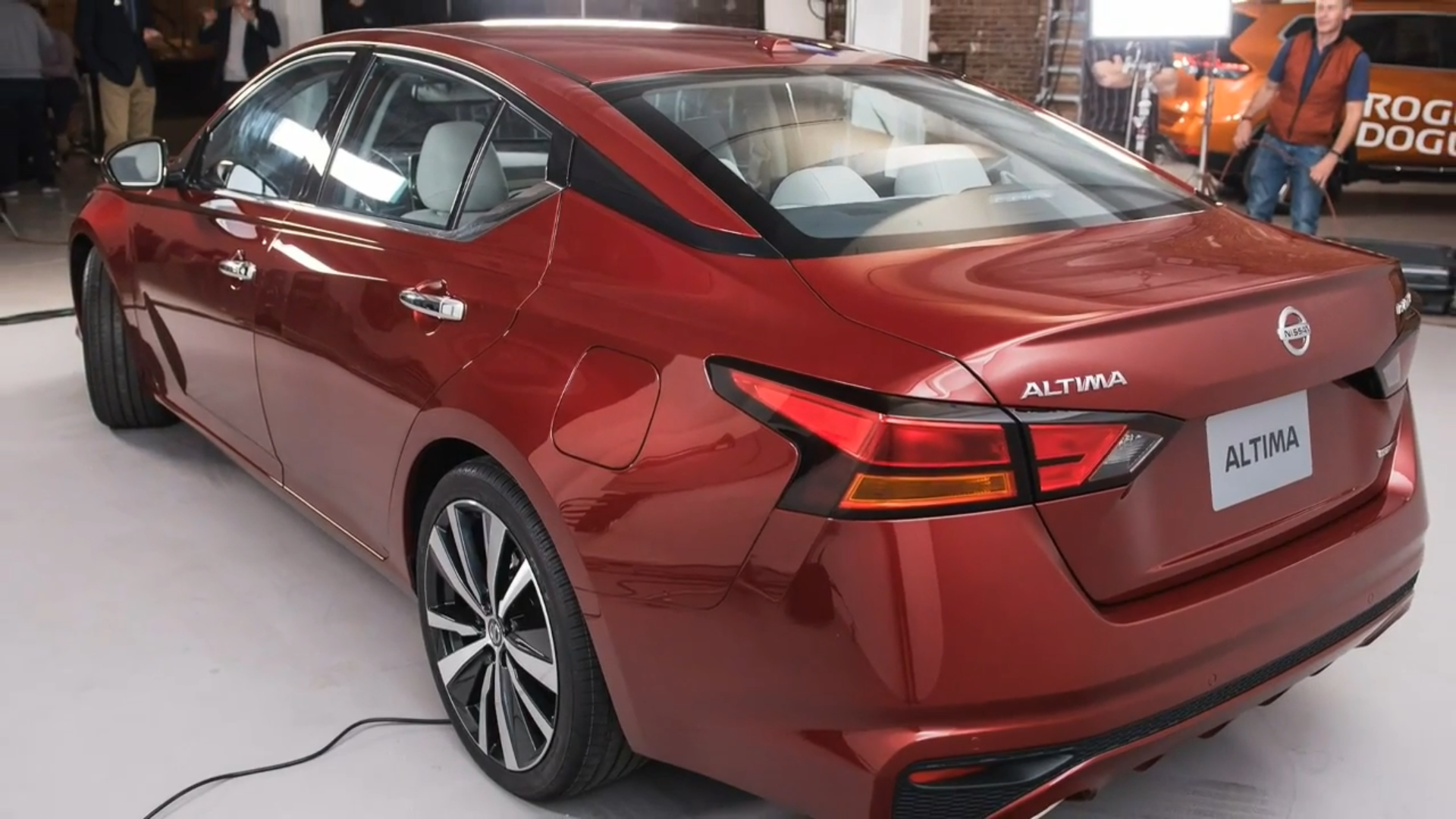 新车解读——2019款全新日产天籁Altima，这次很美？