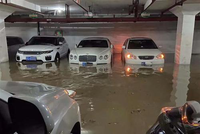 暴雨行駛涉水熄火怎么辦？汽車小白必看