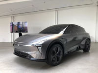 這是汽車還是宇宙飛船？汽車機器人概念車集度ROBO-01