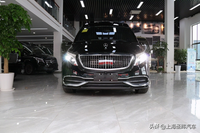 2021款奔馳V260L高頂四加二大屏隔斷