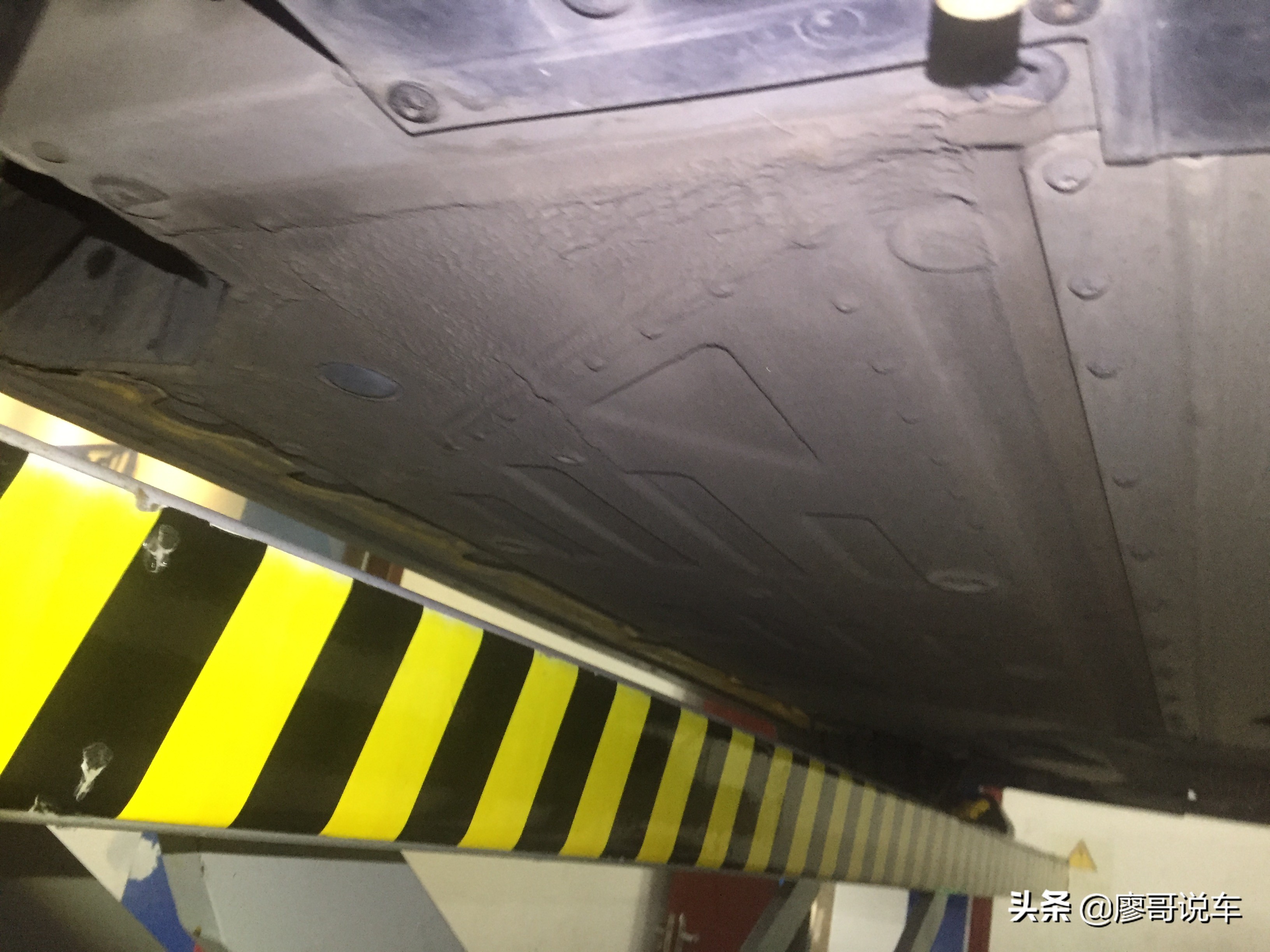 120多万就能开上超跑兰博基尼盖拉多,月入5千只能看看