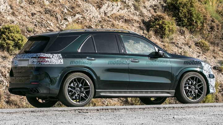 有望2022年内正式亮相，新款梅赛德斯-AMG GLE 55路试谍照曝光