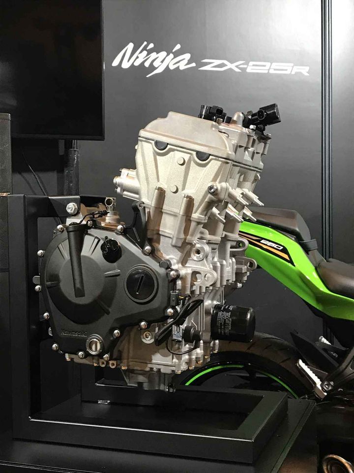 川崎400cc四缸摩托车，ZX-4R研发中 60匹起、最快秋季亮相