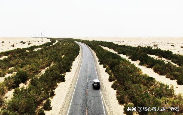 横穿“死亡之海”，自驾中国第一条沙漠公路