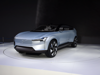 XC90繼任者 沃爾沃Concept Recharge概念車亮相 純電動(dòng)平臺(tái)打造