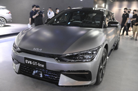 起亚首款纯电动汽车EV6 GT-Line，预计明年引入国内