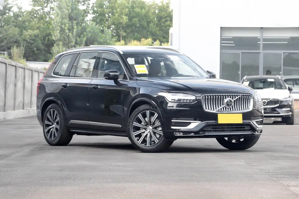 全新沃尔沃xc90来袭,价格不变再增配,63.89万起,比奥迪q7厚道