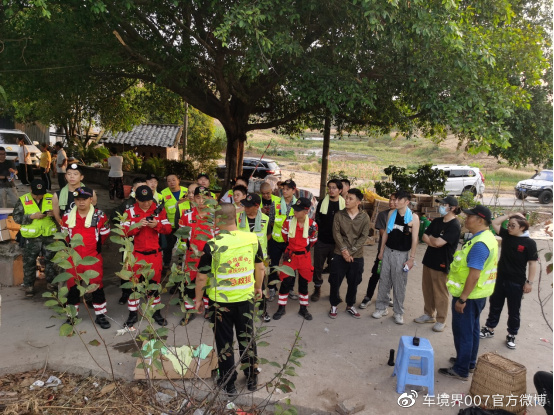 重慶山火 | 山火無(wú)情人有情，BJ40車(chē)主戰(zhàn)斗在火災(zāi)一線