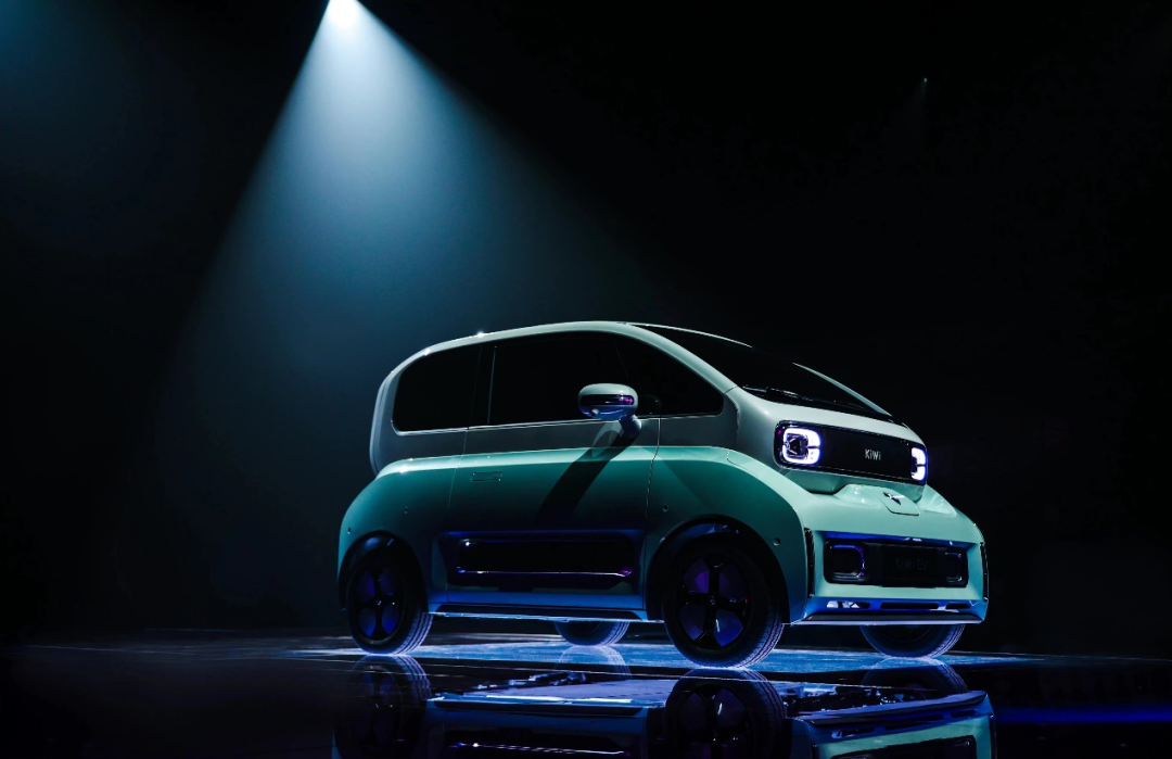 大疆加持的新款宝骏kiwi ev,配得上8.78万起的售价吗?