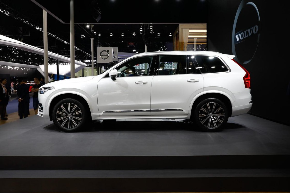 售89.49万，对标宝马X7，新款沃尔沃XC90 T8上市