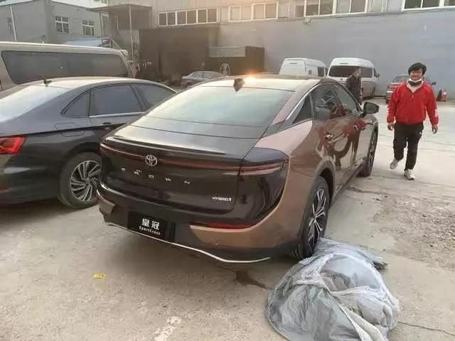 预计40万起售!新款丰田皇冠,天津港正式落地
