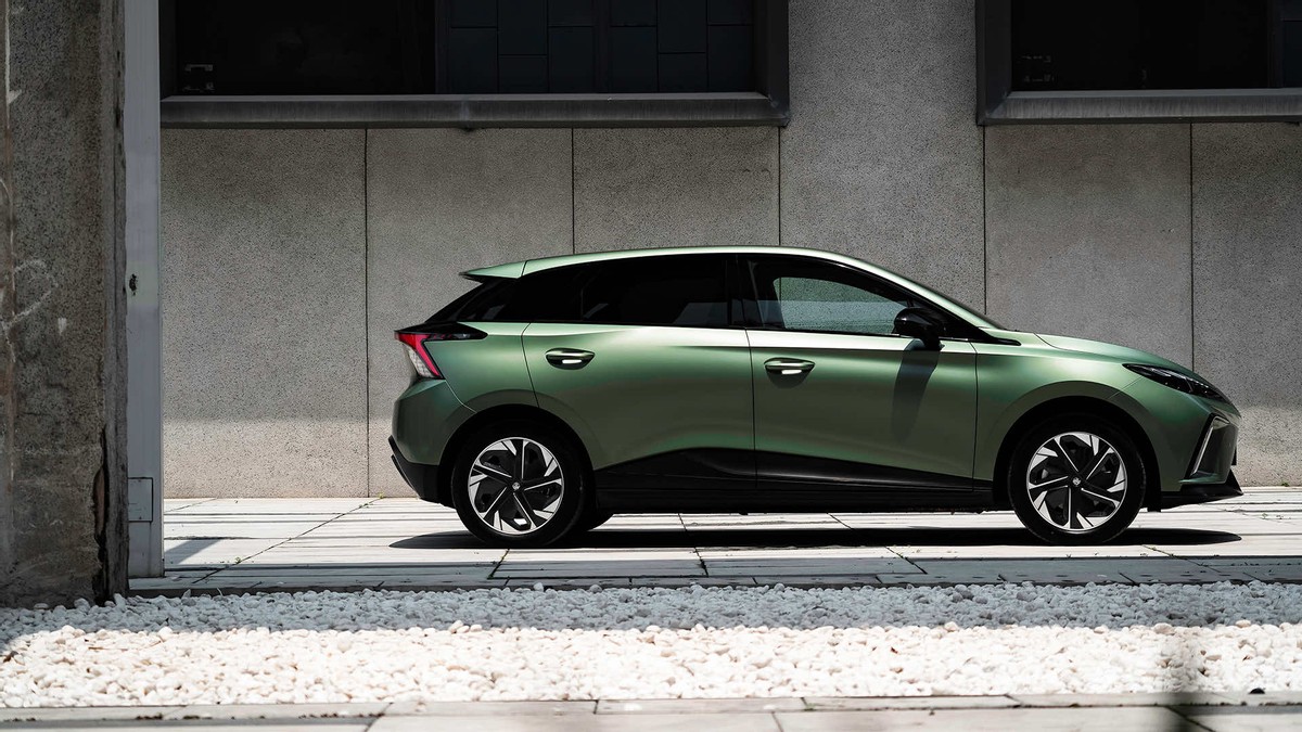 15万级纯电紧凑型轿车 MG MULAN与大众ID.3谁更值得入手？