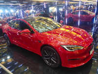 豪华电动秀 特斯拉Model S Plaid空降北京西单大悦城