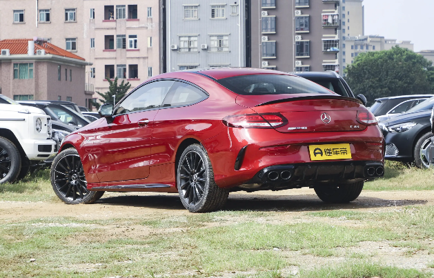 售价64.74万元,新款amg c 43轿跑车上市