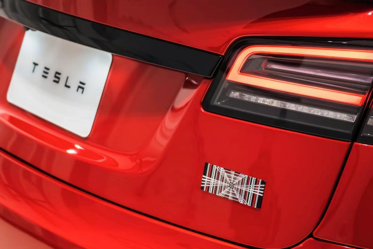 特斯拉Model S Plaid空降沈阳，“量产车强者”点燃纯电热情