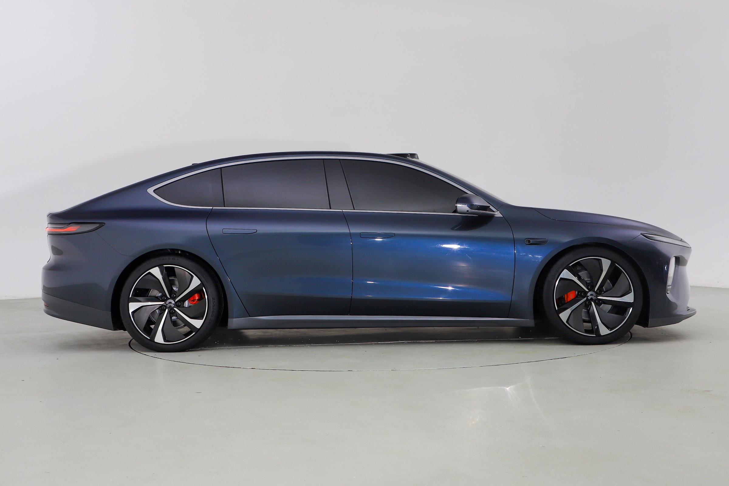 蔚來ET7，前后雙電機的純電汽車，你會考慮入手嗎？