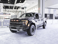 延续宽大厚重的风格,详细图解福特F-150 Raptor