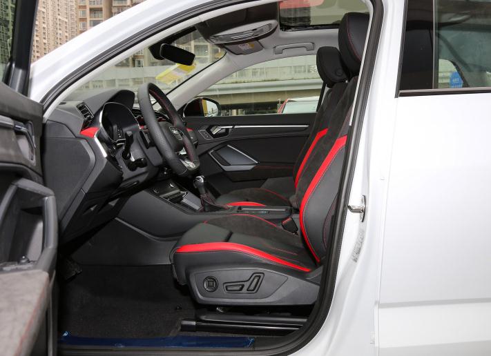 豪华SUV跨界车推荐：配运动套件+运动座椅，奥迪Q3 Sportback解析