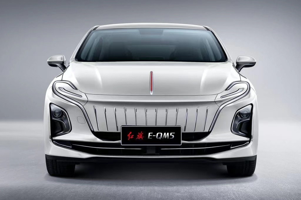20万以内纯电轿车你选谁？红旗E-QM5对比秦PLUS EV