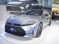 全新皇冠亮相廣州車展,提供雙外觀,預售36.9萬起