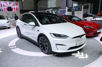 动静不小？特斯拉新款Model X/S公布售价，两款都有Plaid版本