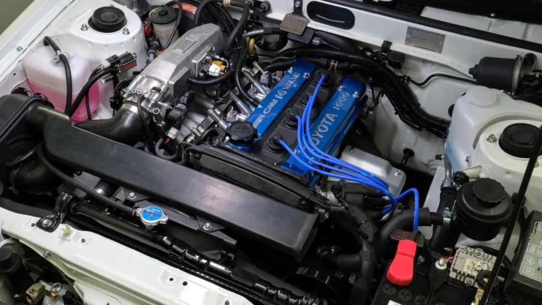 复产AE86？丰田展出氢燃料+纯电版AE86
