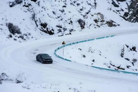 冰雪路面行車安全指南，春節(jié)自駕返鄉(xiāng)必看