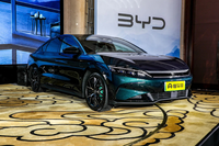 新款漢EV推出千山翠限量版車型,配墨綠色涂裝,4月10日正式上市