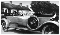 劳斯莱斯汽车创始人亨利·莱斯爵士纪念日于埃尔姆斯特德隆重举办