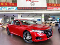 探店實拍2022款本田雅閣!紅色涂裝亮眼,配置提升,你會考慮嗎?
