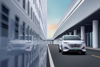 插電混動市場又來個強手，長安汽車智電iDD UNI-V、UNI-K正式上市