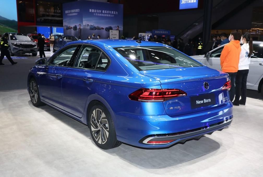 2023款大众宝来，新1.5T发动机对比老款1.4T，EVO版可变截面涡轮