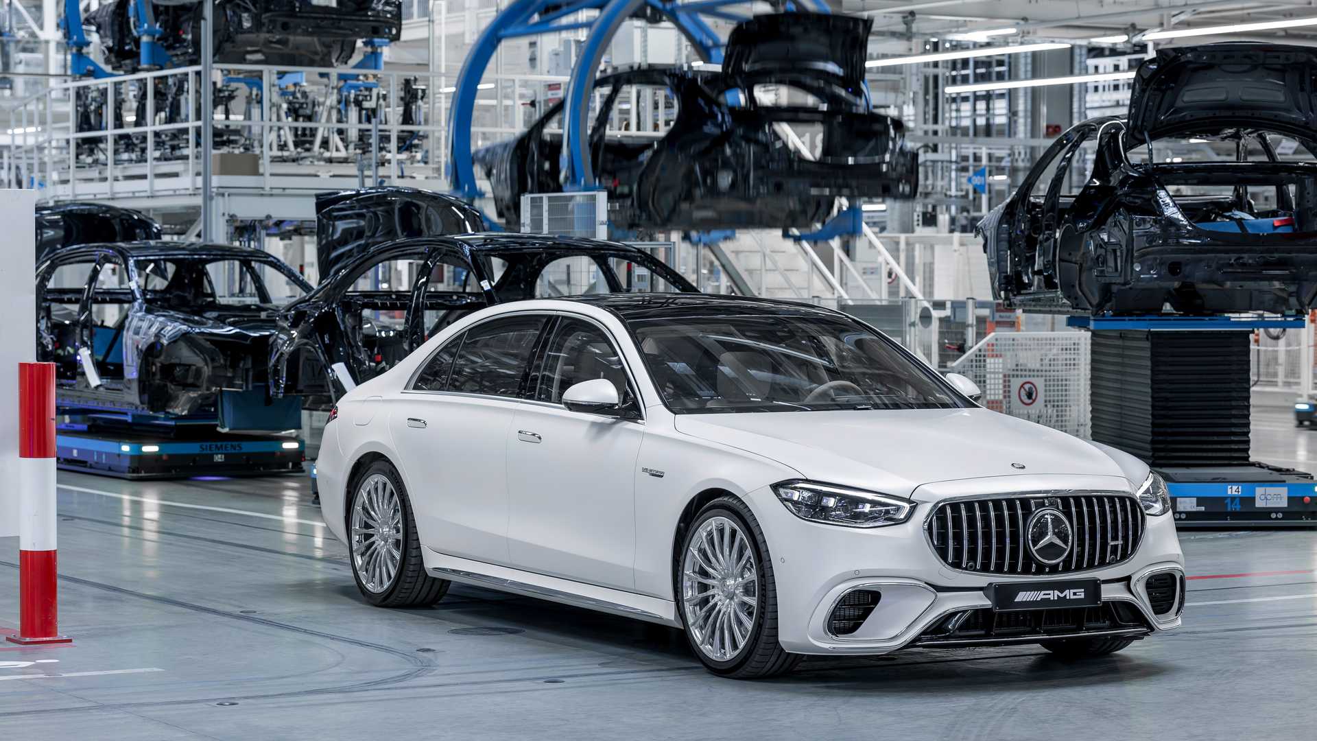 约合人民币157万元起 AMG S 63 E Edition 1官图发布 搭载V8插混系统