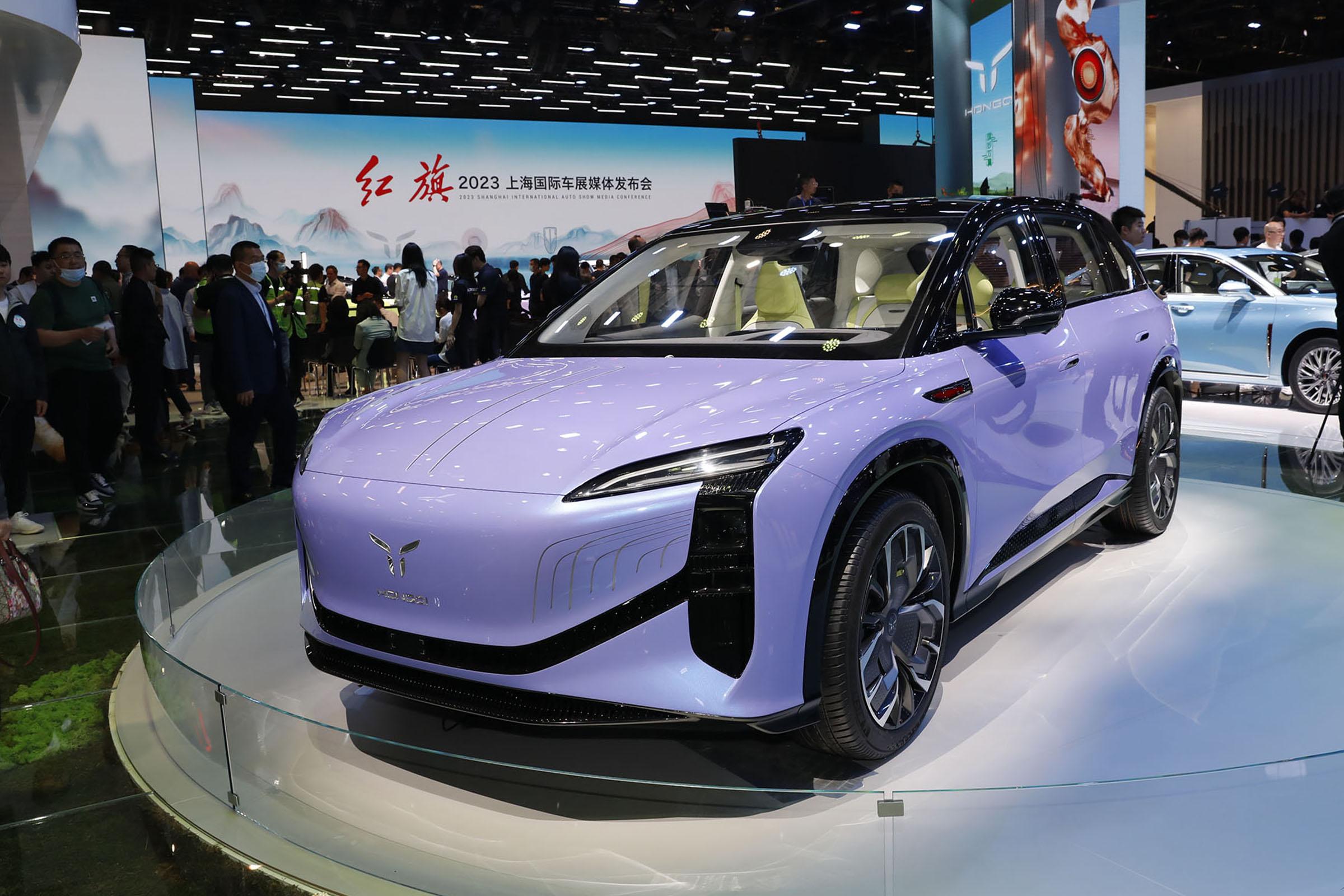 2020北京车展：比亚迪2021款唐EV亮相 搭载全新“刀片电池”_凤凰网汽车_凤凰网