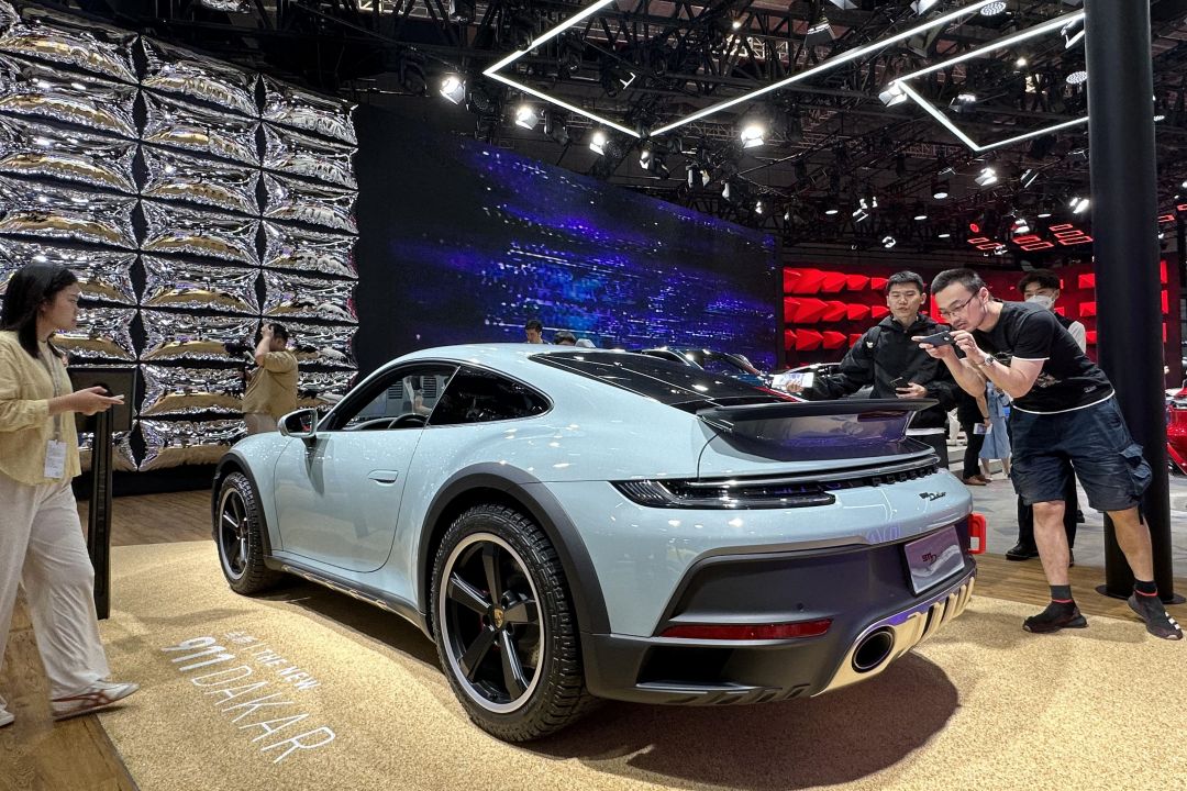2023上海车展丨限量2500台 售228.8万 保时捷911 Dakar亮相