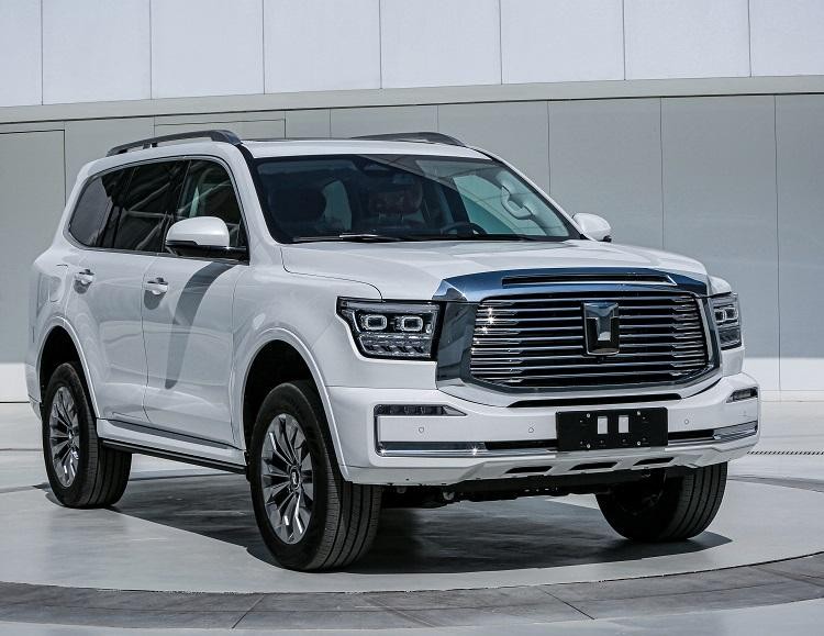谁是最佳硬派SUV？坦克500 Hi4-T对比福特探险者昆仑巅峰版